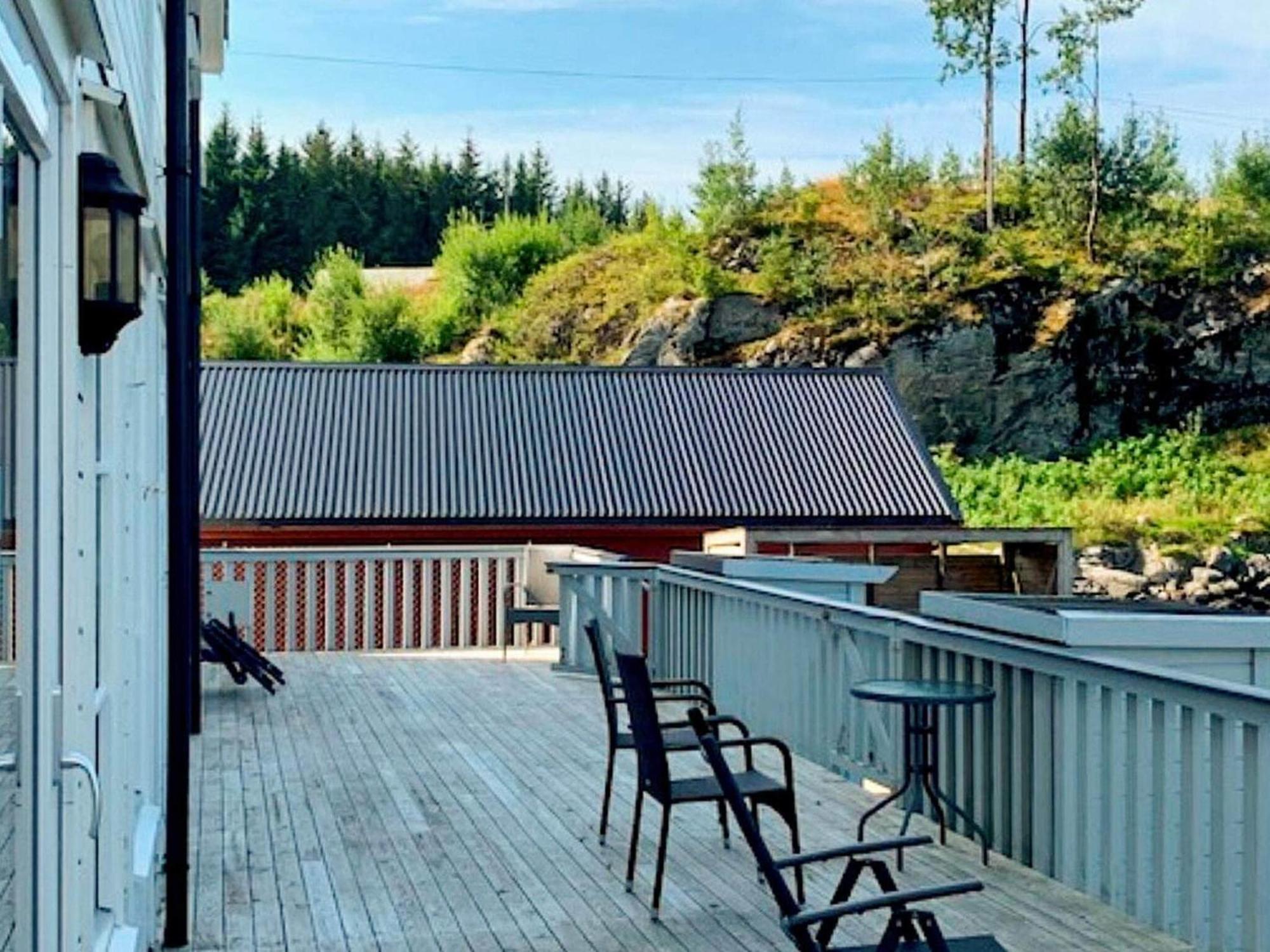 6 Person Holiday Home In Austrheim Fonnes Extérieur photo